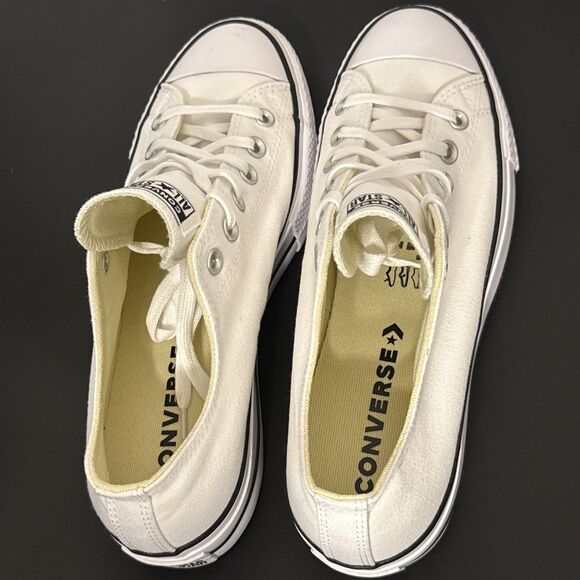 Converse Women's Chuck Taylor All Star Lift Platform Shoe, 560251F, Size 7.5 - Picture 5 of 8